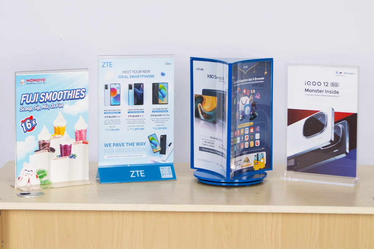 akrilik display holder brosur promosi produksi Ceres Display Art Indonesia