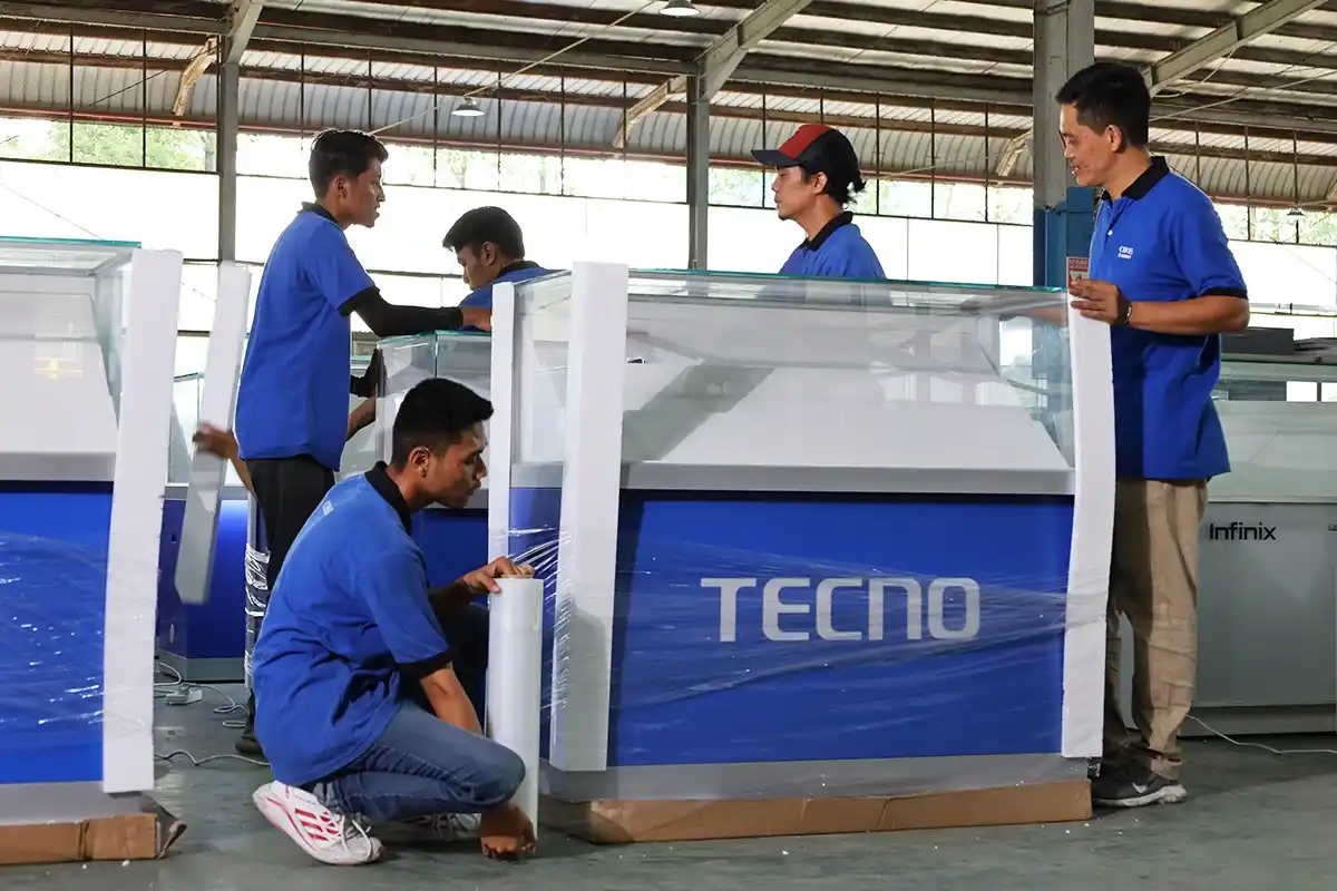 Harga etalase kaca produksi custom