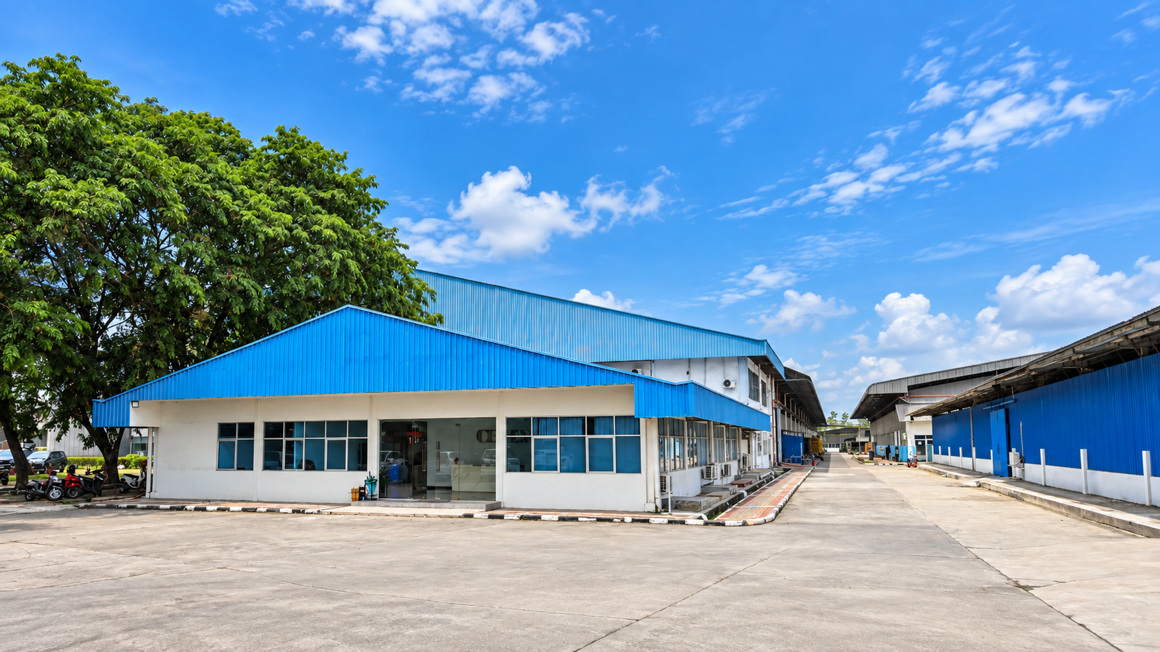CERES Display Manufacturing